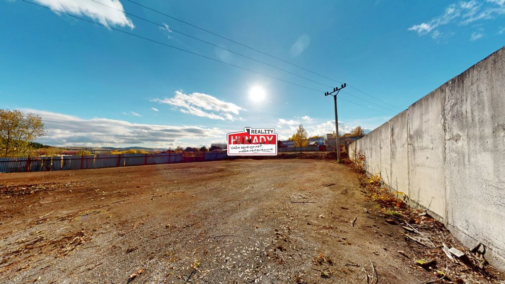 (2.500 m²) SPEVNENÁ PLOCHA SO SIEŤAMI - 6