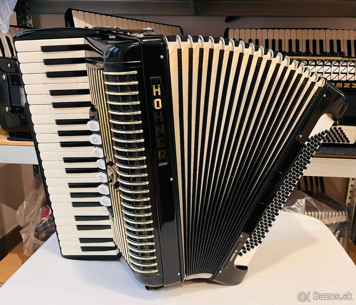 Predám akordeón HOHNER Verdi III 120 basový Používaný- Top s - 6