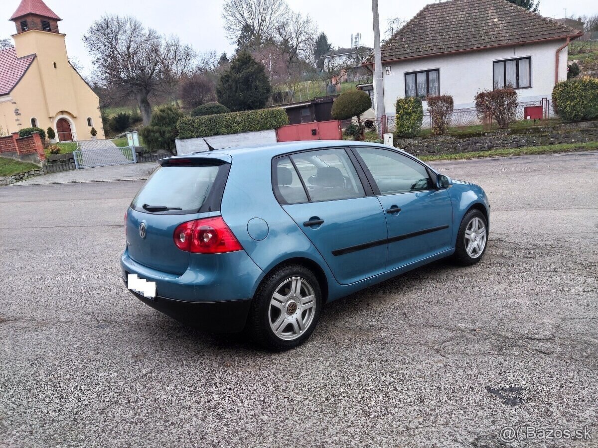 Volkswagen golf 5 1,4 55kw benzín - 6