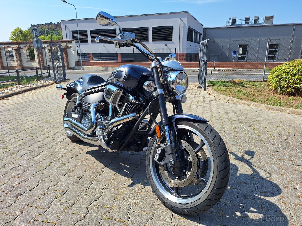 Yamaha Warrior XV 1700
- 6