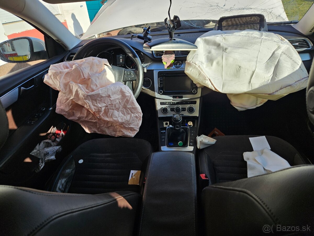 VW Passat B7 2.0 TDI Highline 130kw - 6