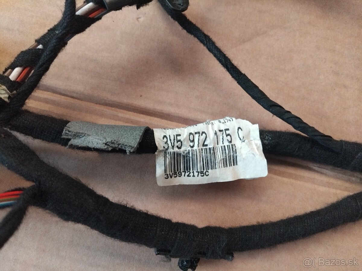 rozpredám dvere kufra Superb 3 - 6