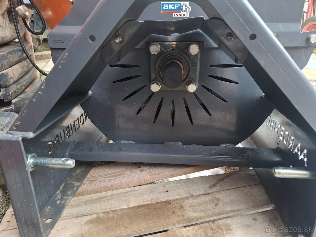 Predam stiepkovac drtic na konare haluze - 6