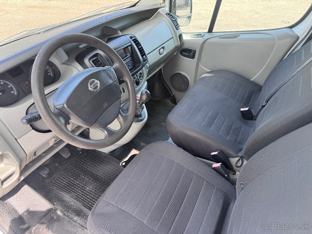 Renault Trafic 2.0 DCi - 6