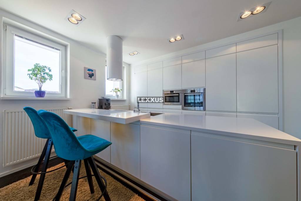 | veľkometrážny moderný byt v pulzujúcej lokalite Karadžičov - 6