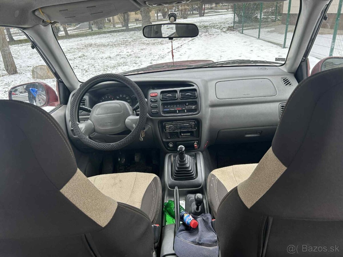 Suzuki Grand Vitara 2.0 TD 4x4 - 6