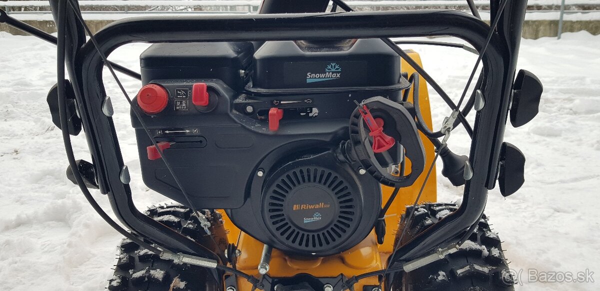 Snežná motorová fréza Riwall - 6