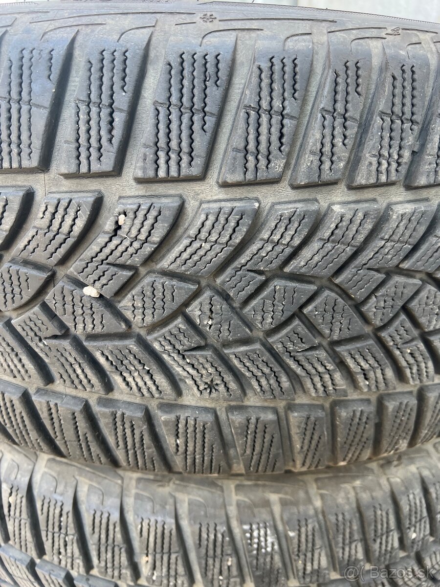 Zimne Goodyear 245/45R19 - 6