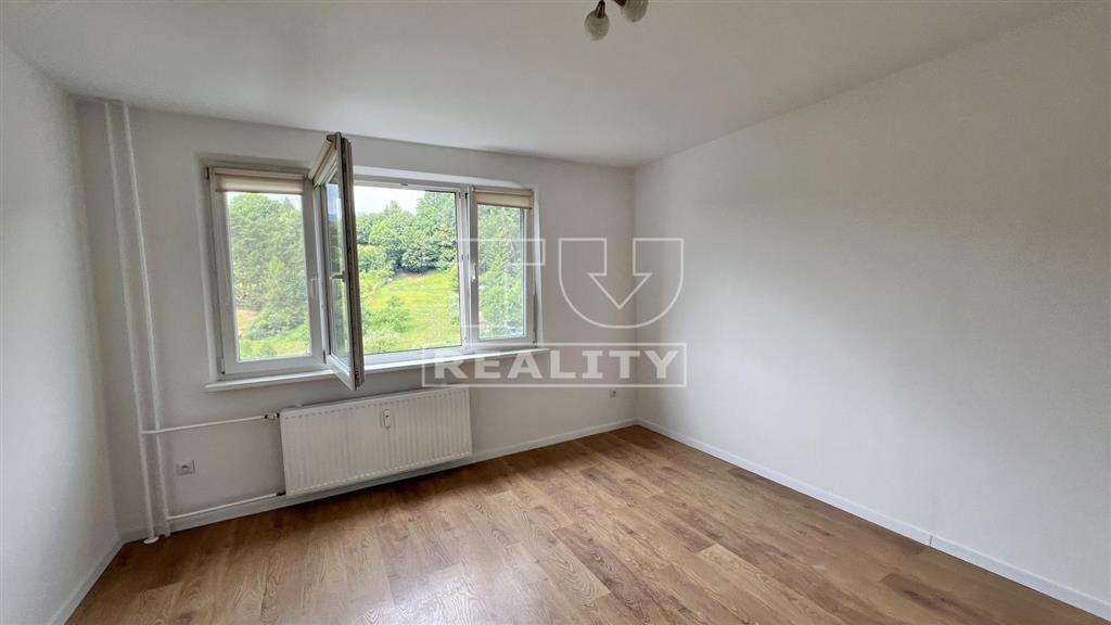 :::::REZERVOVANÉ::::::3 izb byt zaturcie - 6