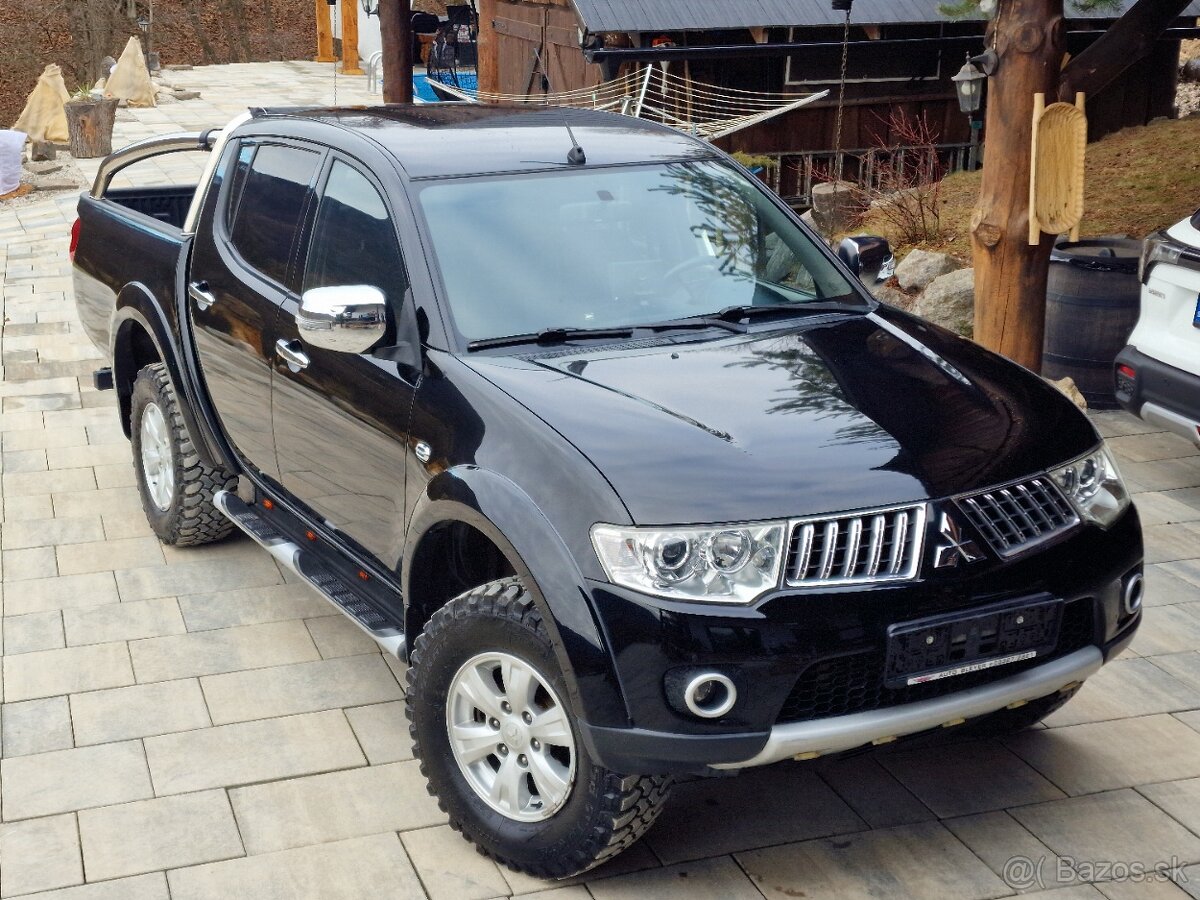 Mitsubishi L200 2.5 DI-D 4X4 SUPER SELECT+UZÁVIERKA TOP STAV - 6