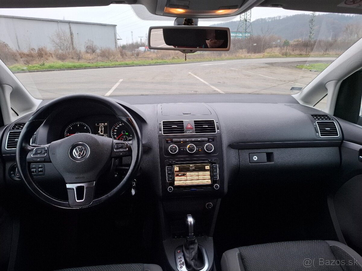 VW Touran r.v.2015 2.0.tdi 103 kW 7 miestny - 6