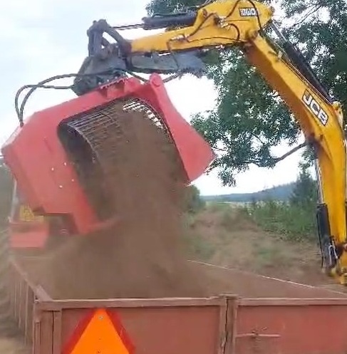 Triedička zeminy, prosévaci lyžica na bager - 6