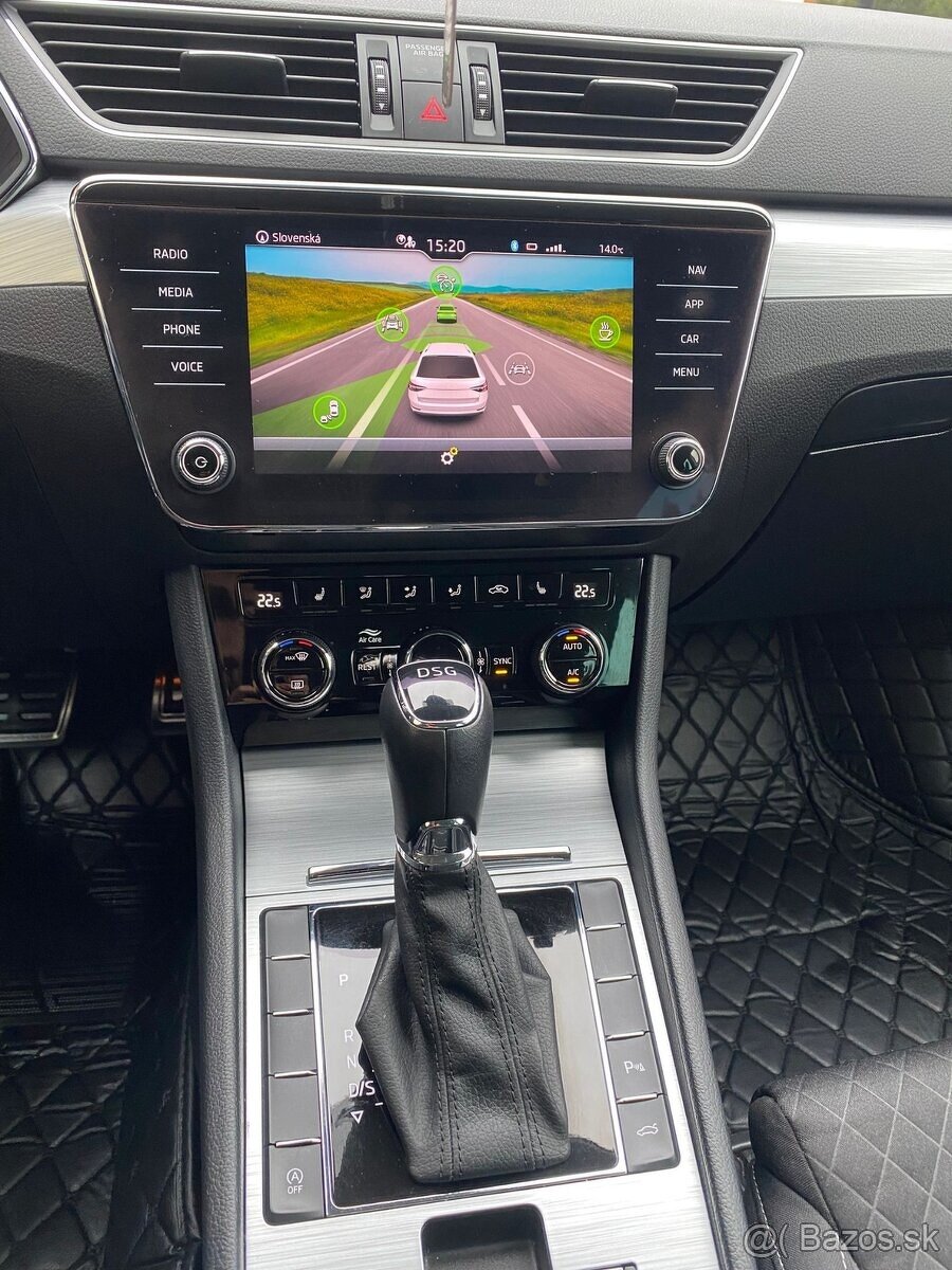 Škoda Superb Combi 2.0 TDI DSG Virtual Cockpit - 6