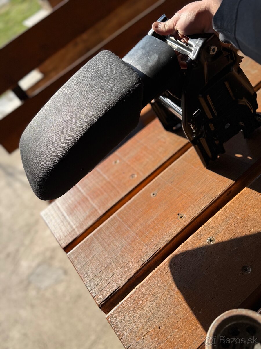 Audi a4,a5 b8 lakťová opierka - 6