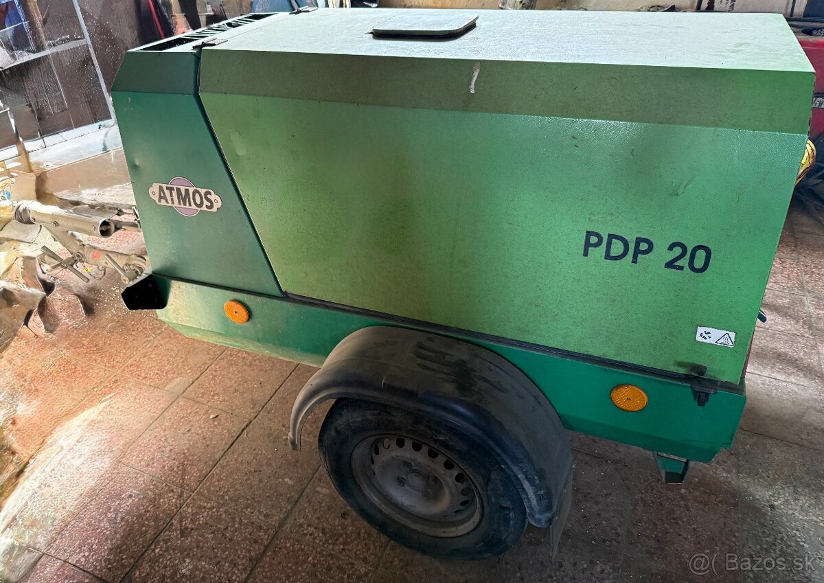 Prenájom vibračná doska, rezačka, kompresor, UNC, vibrovalec - 6