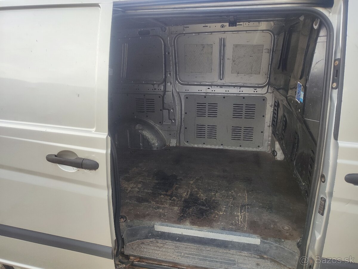 Mercedes Vito - 6