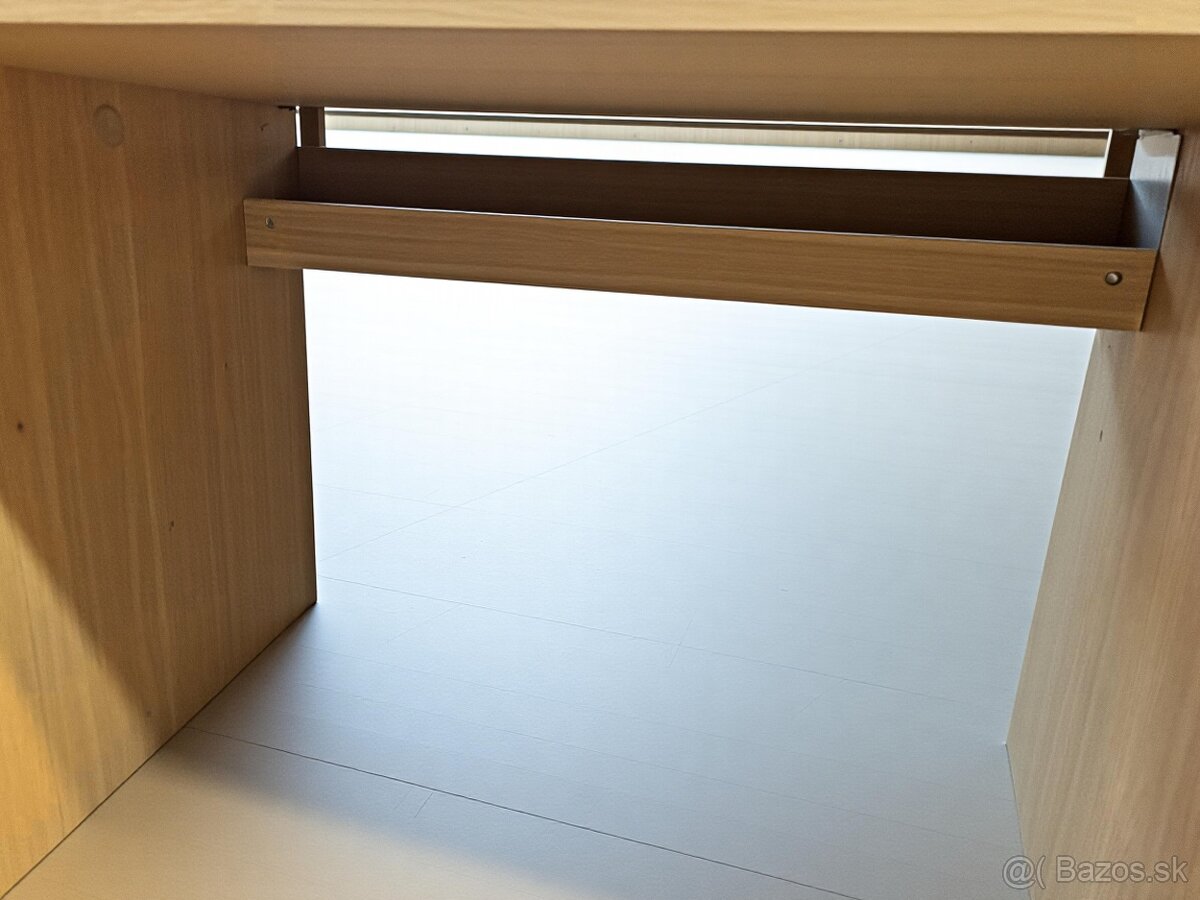 Predám písací stôl 140x65 MALM - 6