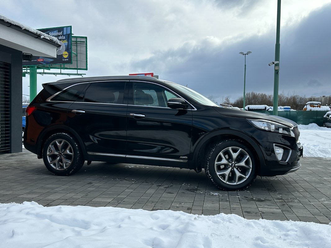 KIA Sorento 2.2 CRDi 4x4 A/T - 6