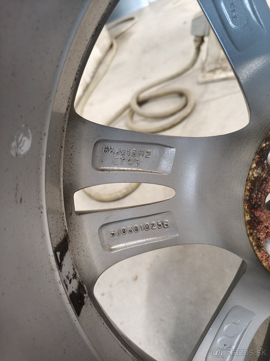 5x100 R16 Škoda - 6