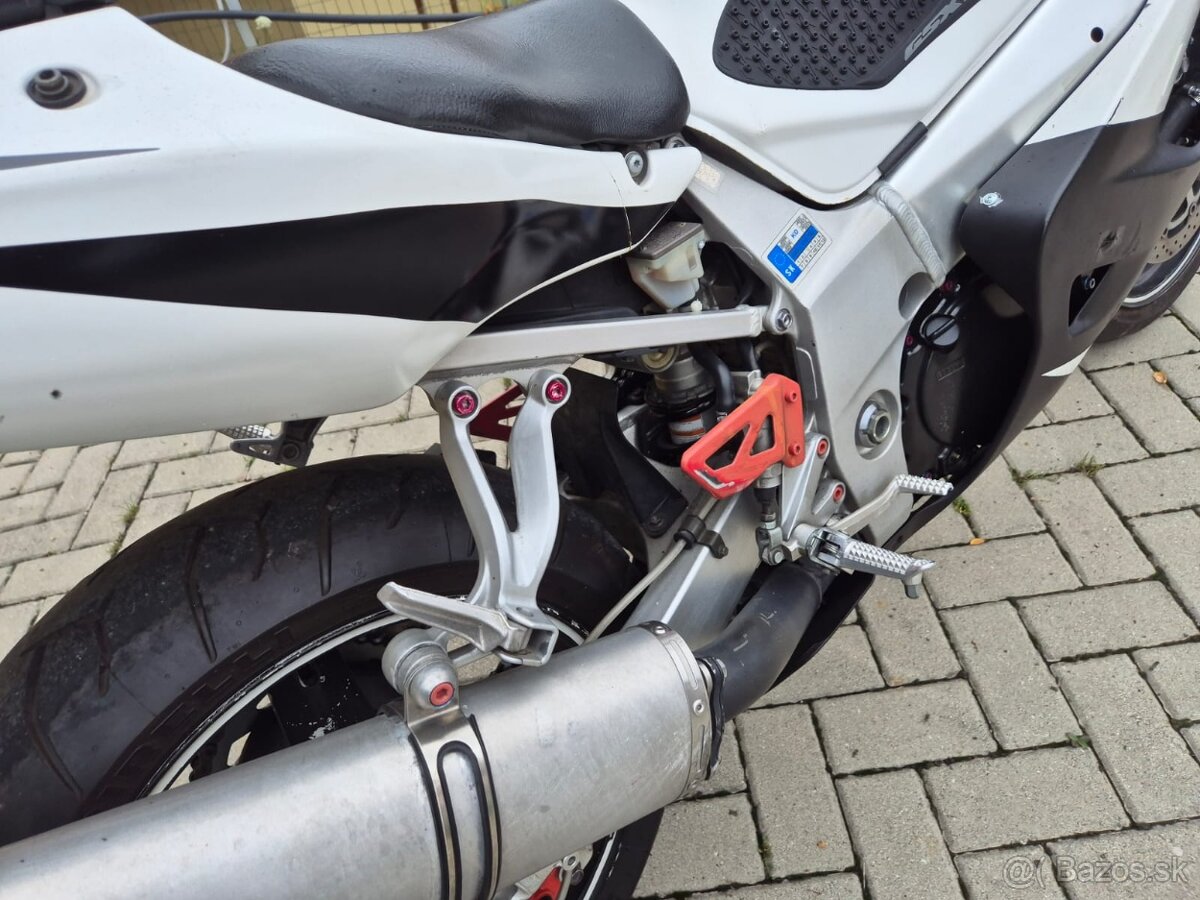 Na predaj SUZUKI GSX600R 82kW - 6