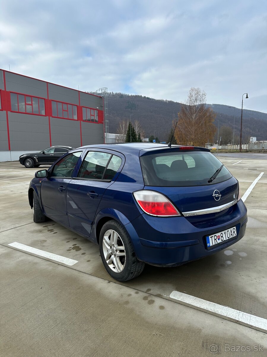 Opel Astra H - 6