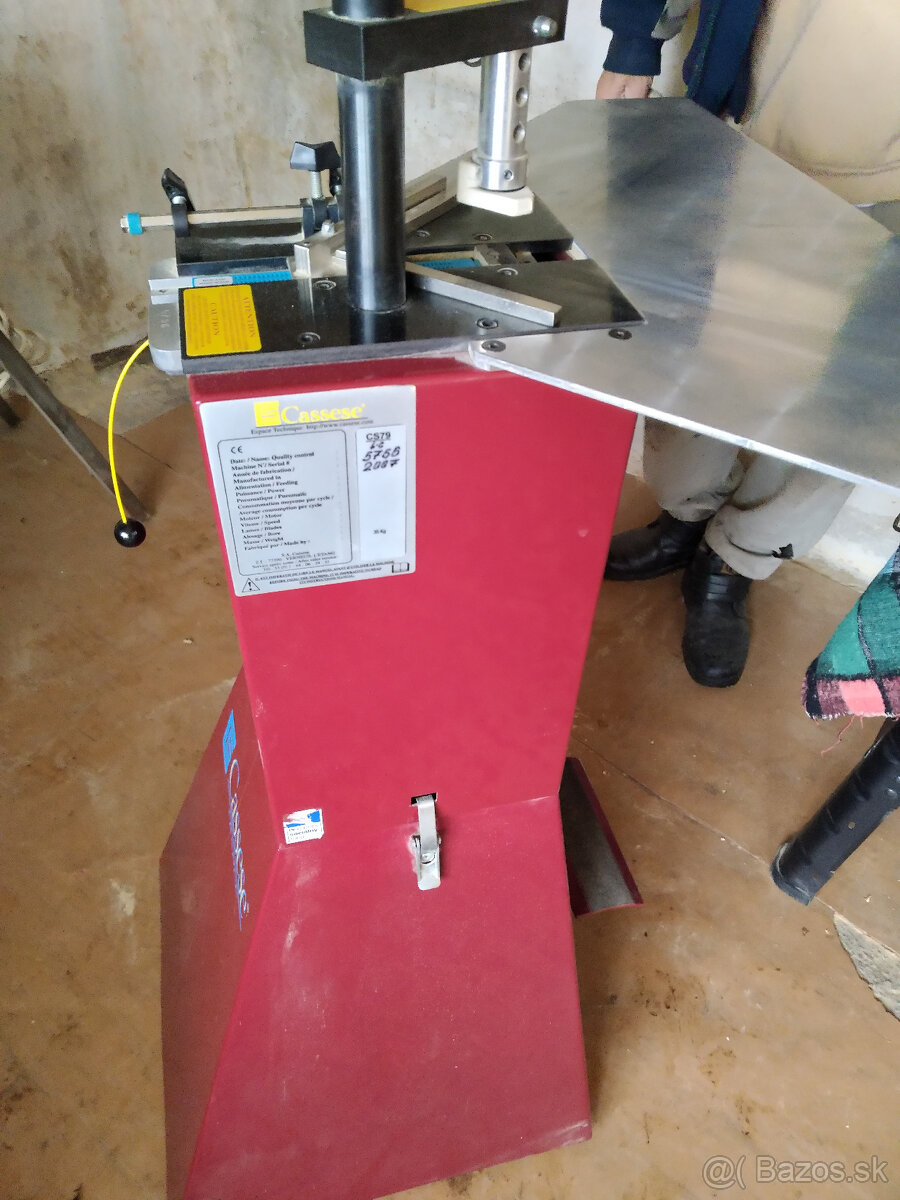 Predám sponkovačku Cassese Cs 79 profi - 6