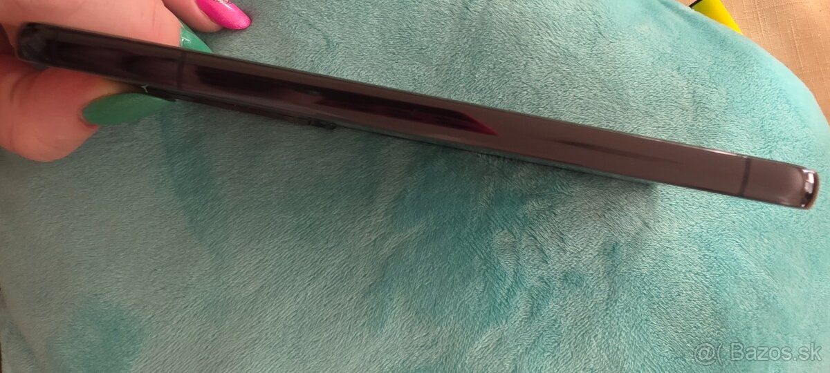 Predám Samsung galaxy S22+ - 6