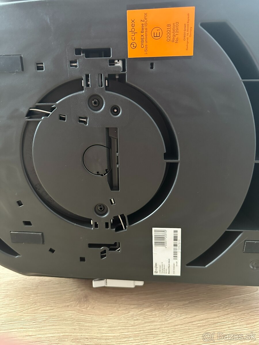 Cybex Cloud T i-Size + Cybex Base Z i-Size - 6