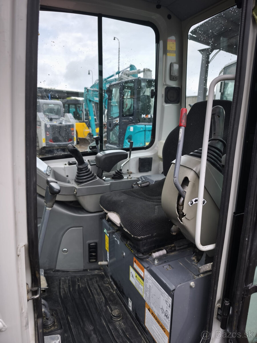 TAKEUCHI TB216 DIESEL - 6