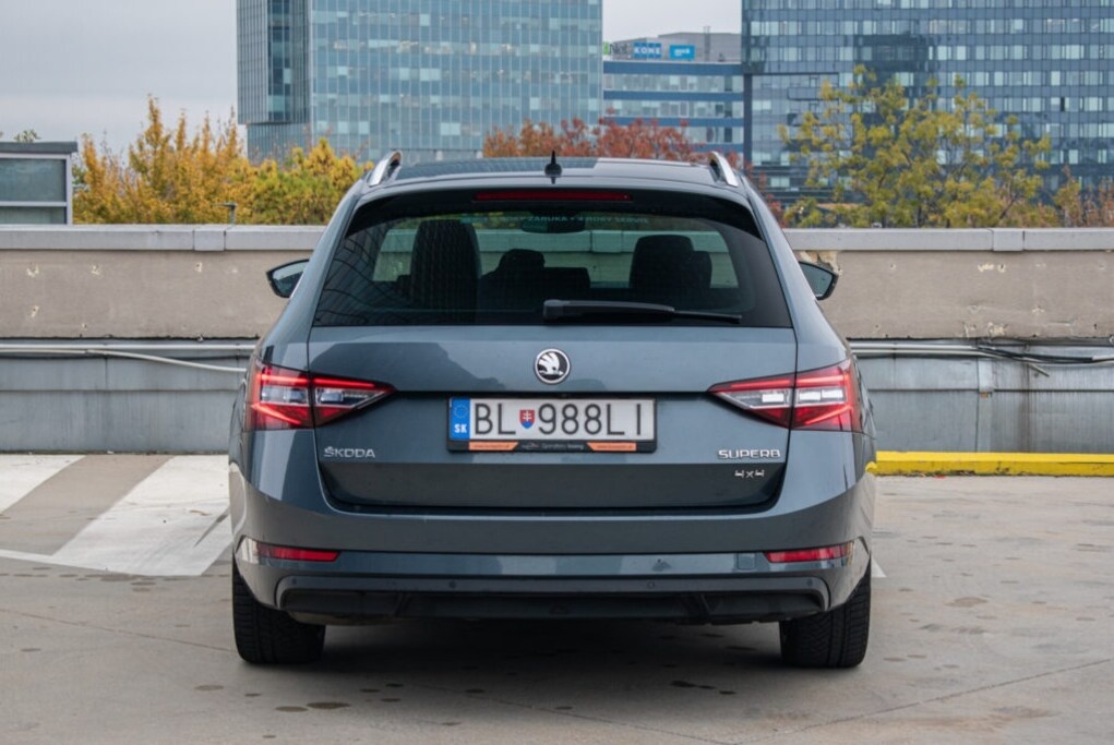 Škoda Superb Combi 2.0 TDI 190k 4×4 L&K DSG - 6