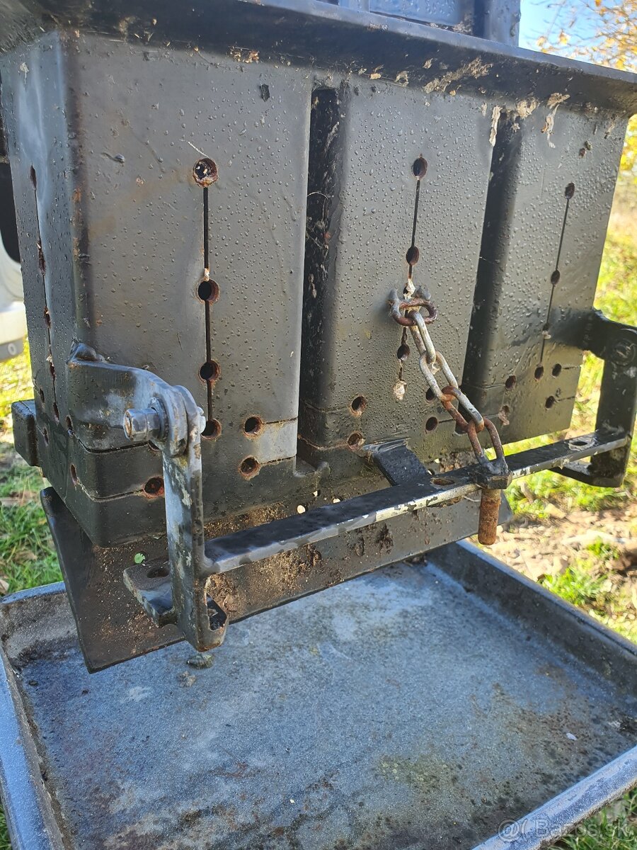 Rucny lis na brikety - 6