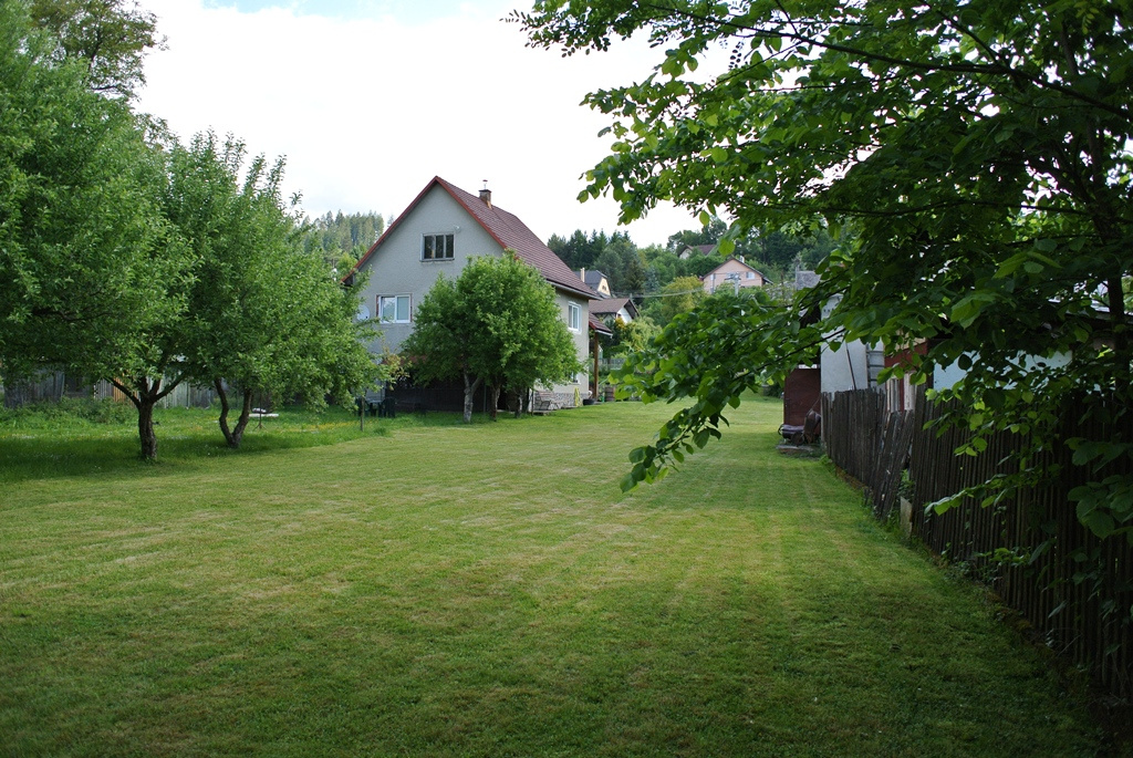 Exkluzívne - rodinný dom Marček na veľkom pozemku pri vode - 6