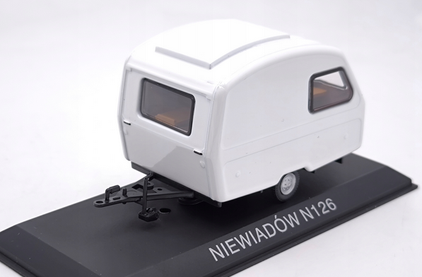 Fiat 126p Bosmal Cabrio s Niewiadow 1:43 - 6