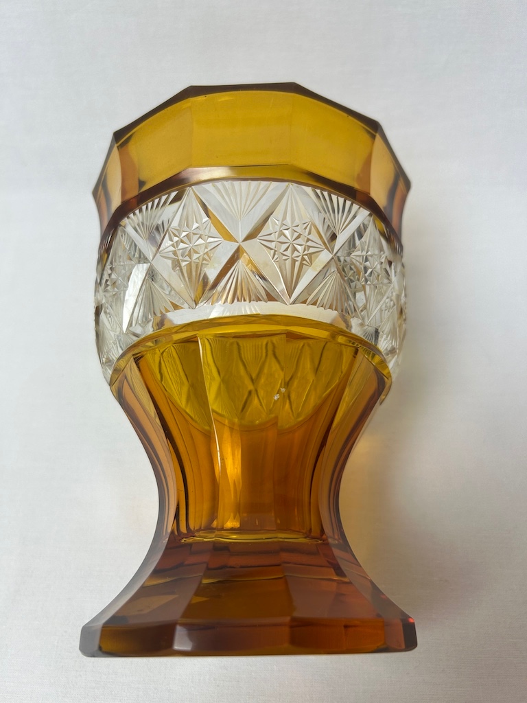 Váza Brúsené , žlté sklo V-17 sm P - 13 sm - 6