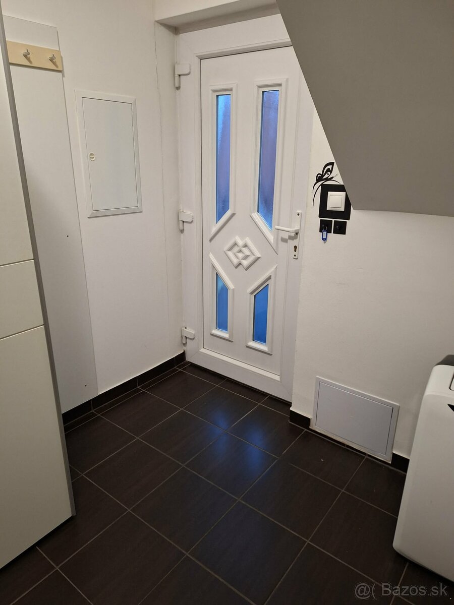 PRENÁJOM - garsónka Sereď - 6