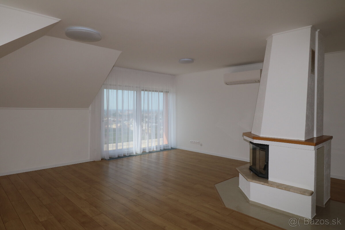 Prenajmeme 4 izb. byt v rodinnej vile na Kolibe. - 6