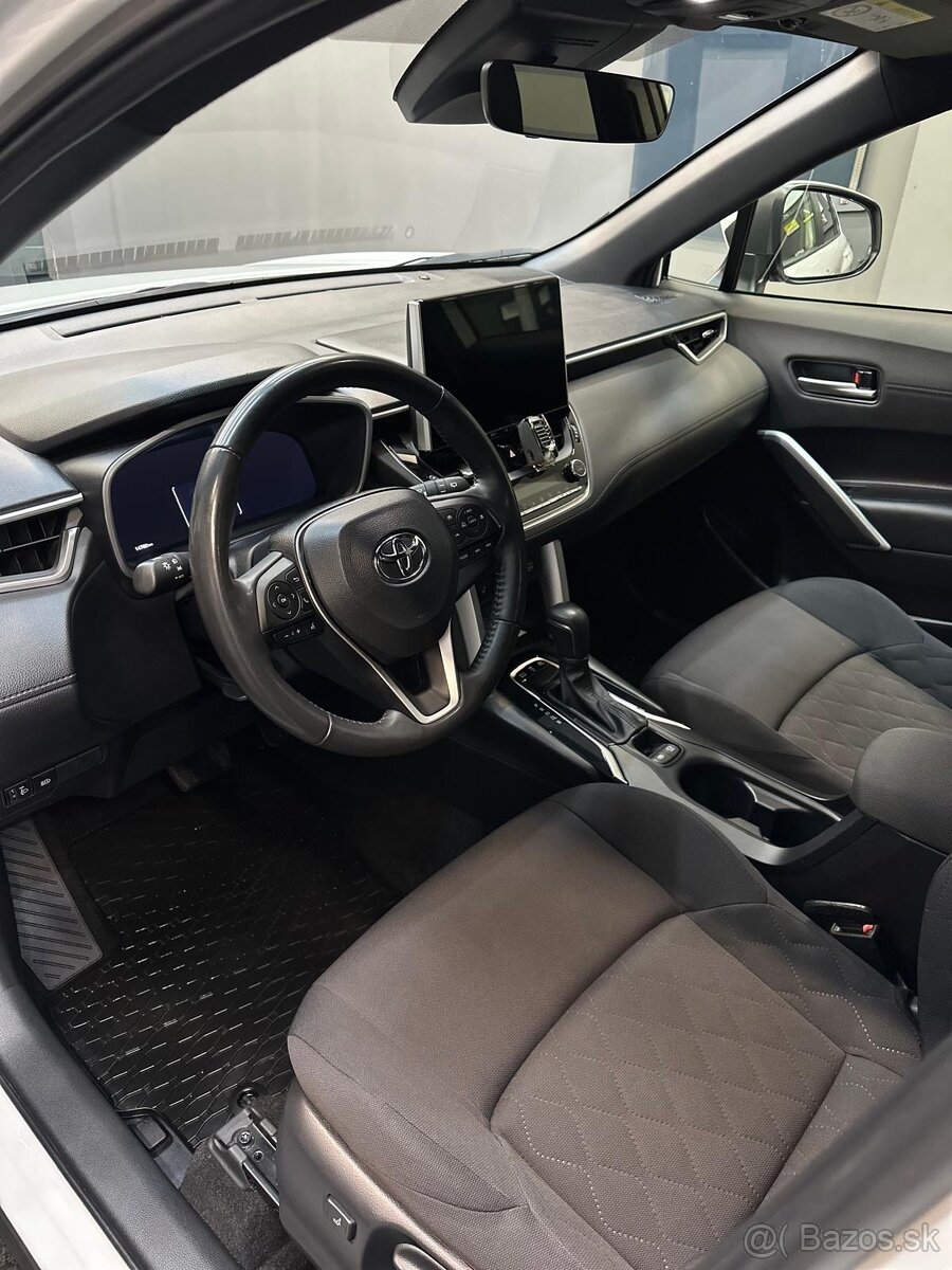 Toyota Corolla Cross 2,0 STYLE - 6