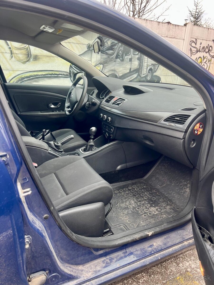 Renault Megan III. r.v.2010 - 6