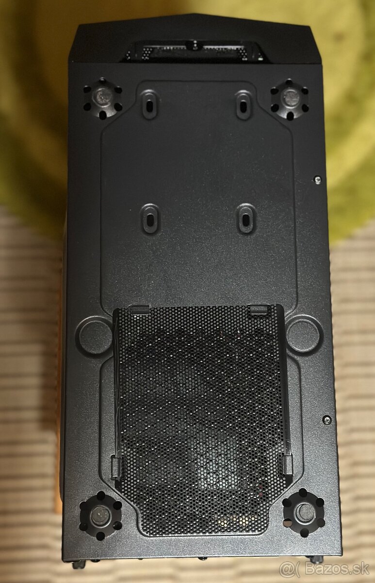 Zalman T4 - PC skriňa - REZERVOVANÁ - 6