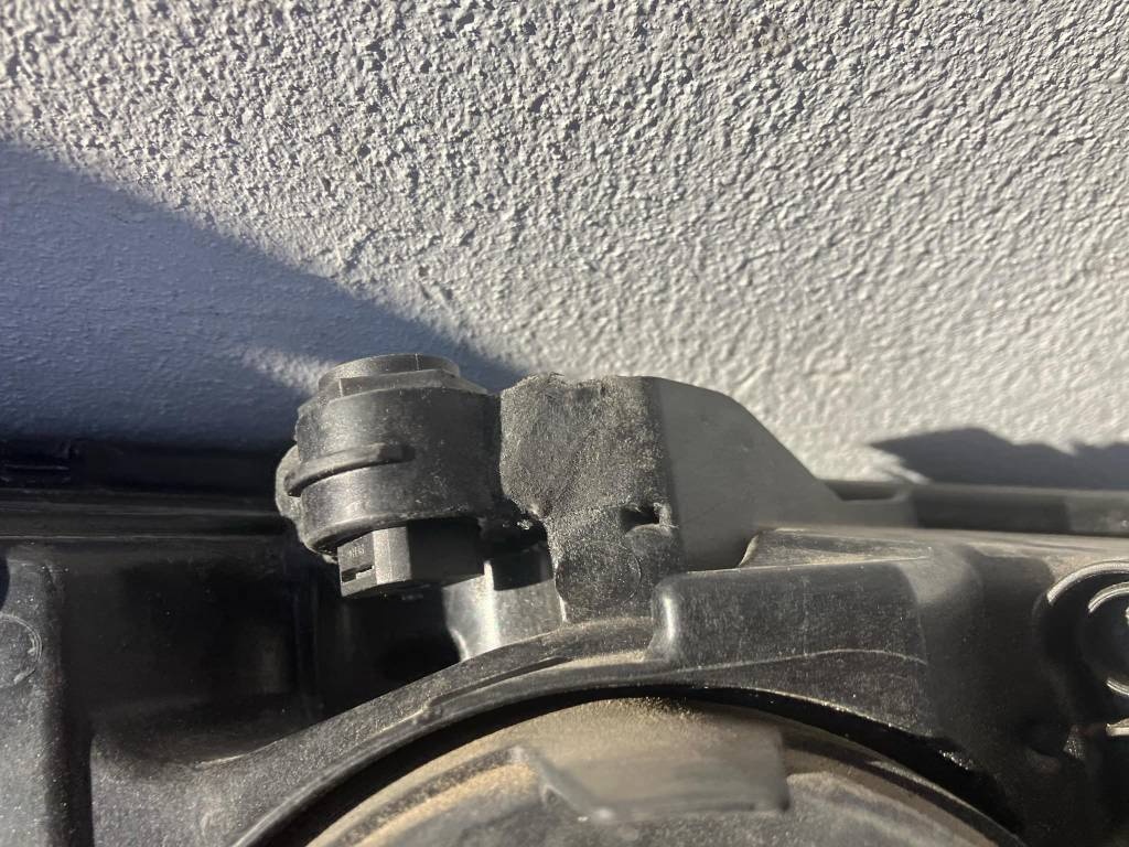 ŠKODA FABIA 3 III LIFT 18- ĽAVÉ PREDNÉ SVETLO - 6