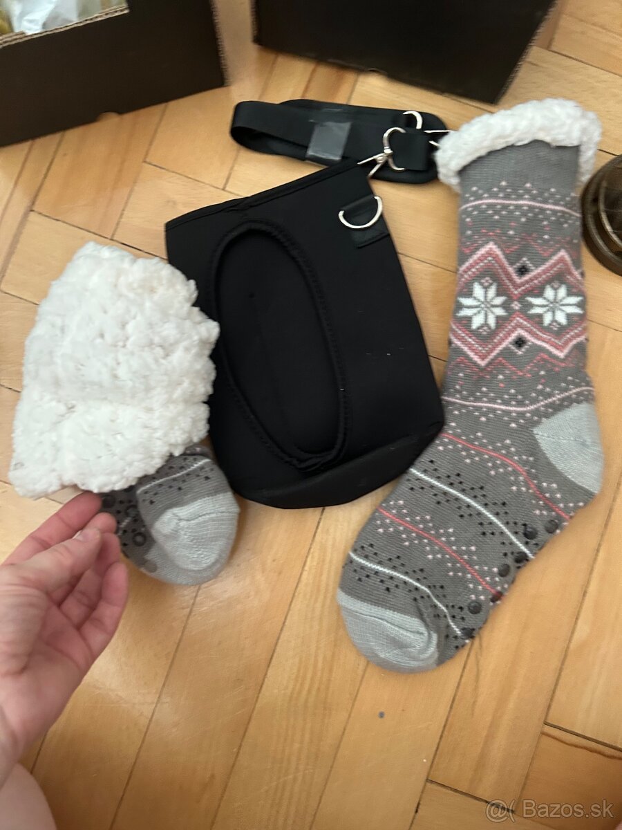 Úplne nová mala stolička na kolieskach - 6