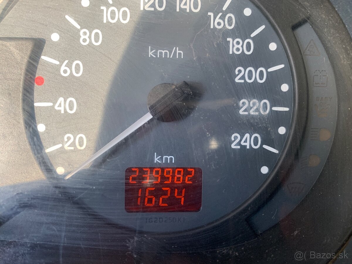 Predám Renault Thalia - 6