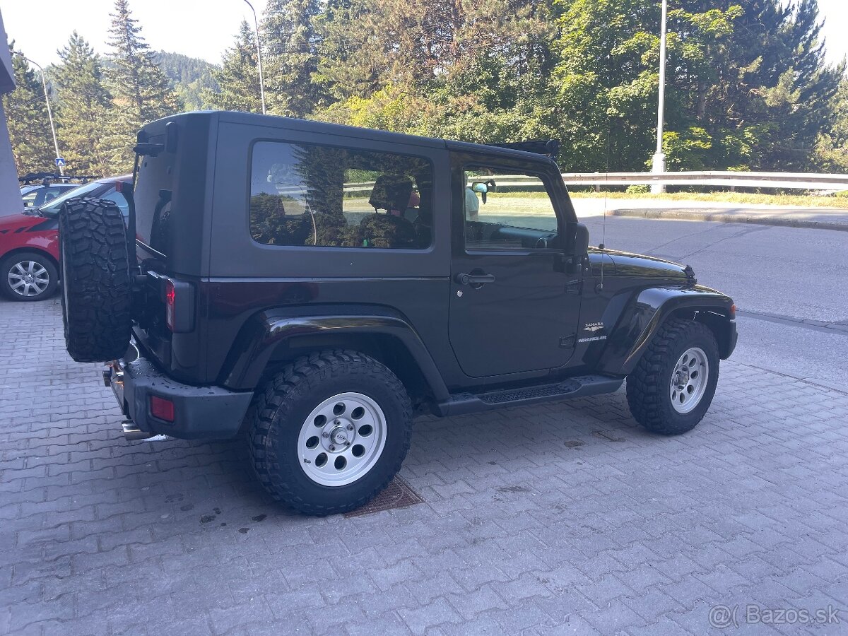 Jeep wrangler Sahara - 6