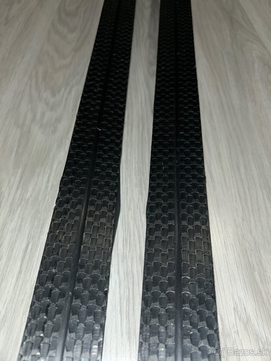 Bežecké lyže ATOMIC - 6