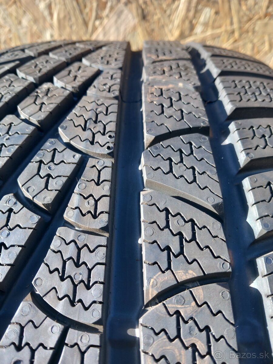 245/40 r18 zimne pneumatiky - 6