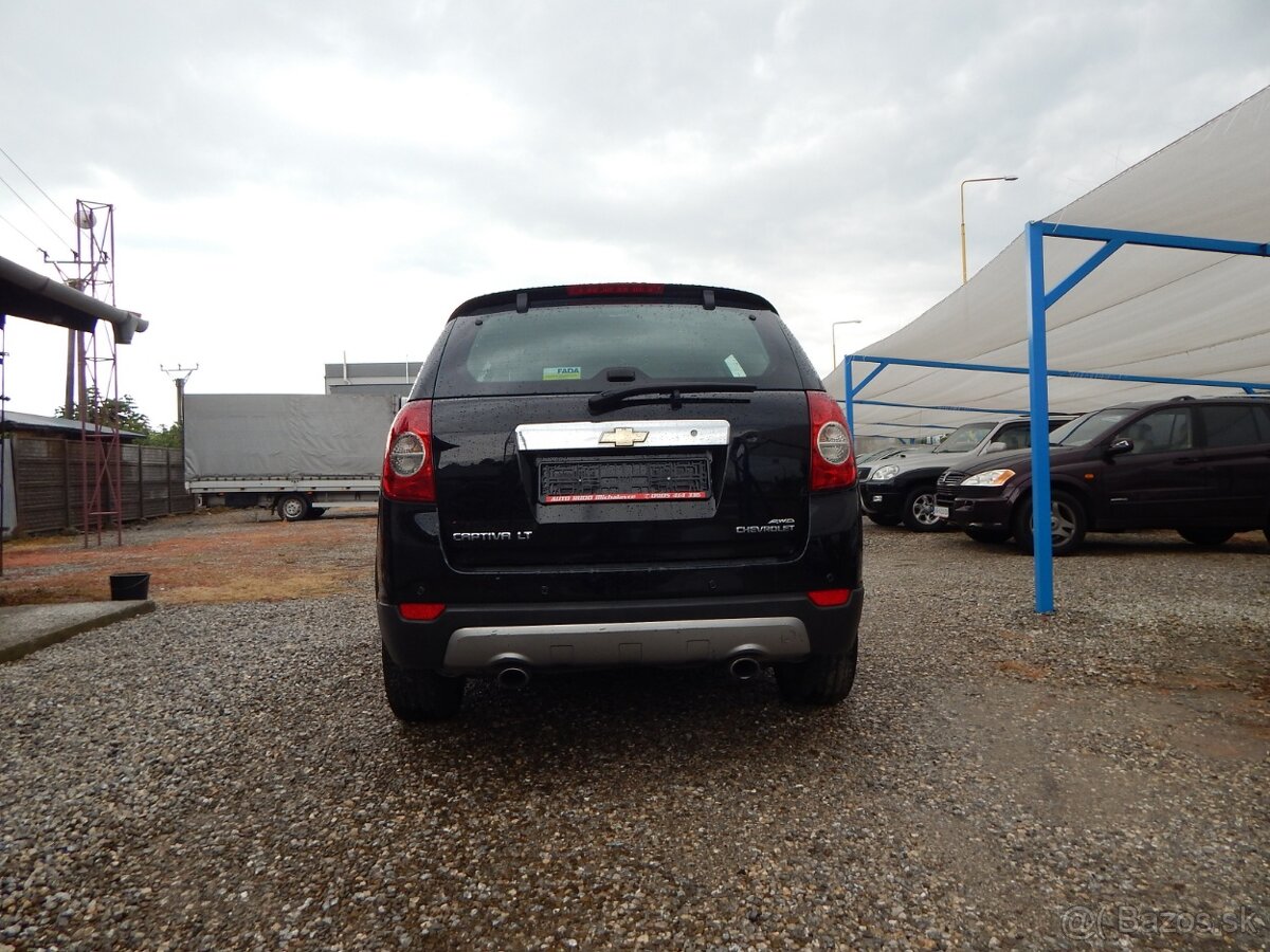 Chevrolet Captiva 2.0 VCDI LT medium 4x4 7m - 6