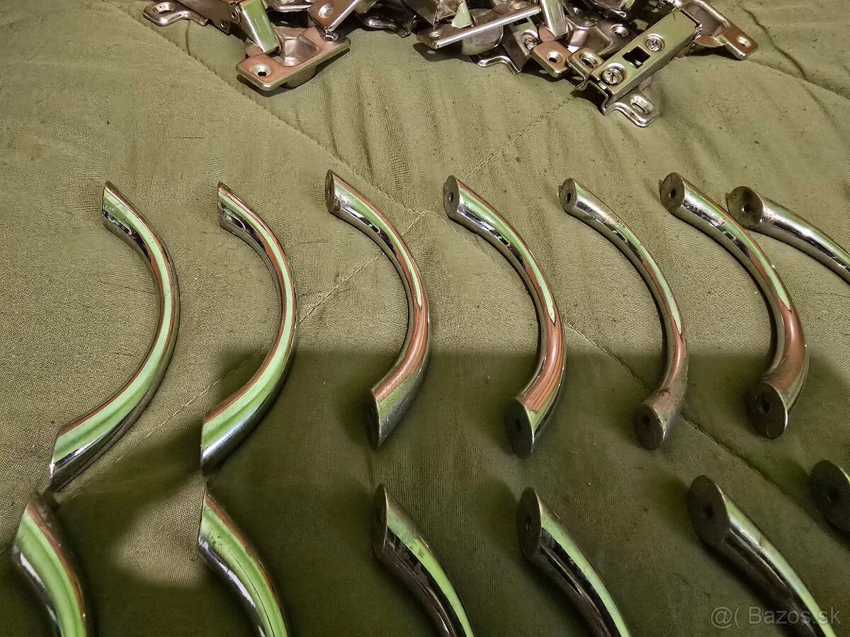 Predam pánty a uchytky - 6