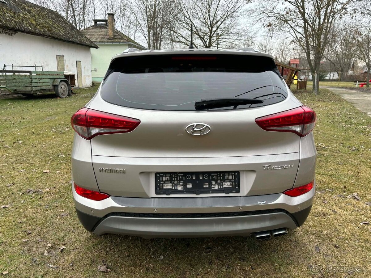Hyundai Tucson 2.0 CRDI Premium 2WD - 6