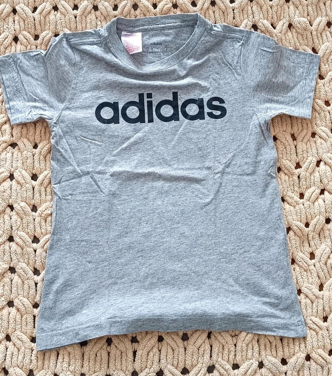 Balík dámskeho oblečenia - 6