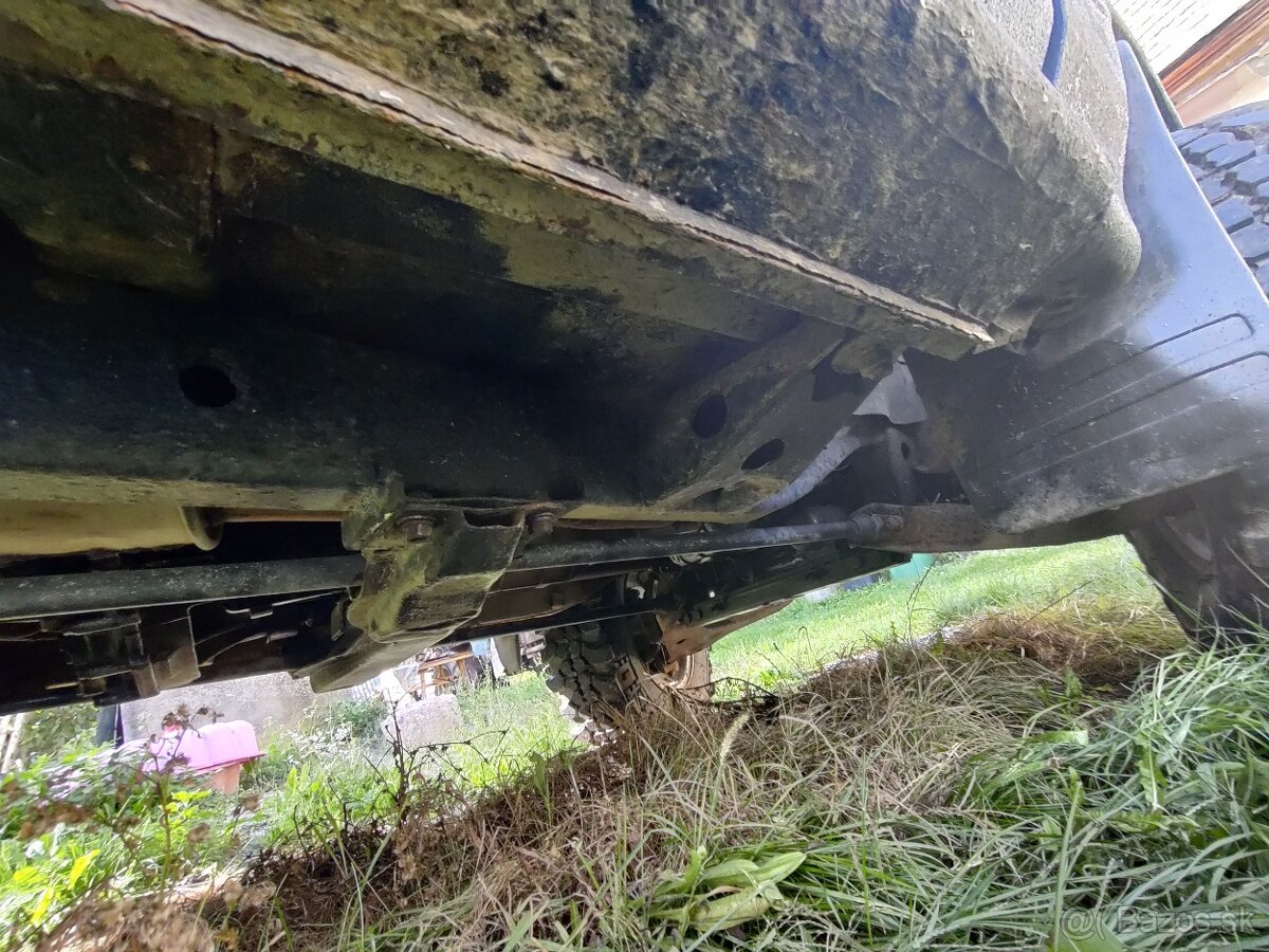 Mitsubishi Pajero 2.5 TD superselect +ťažné - 6